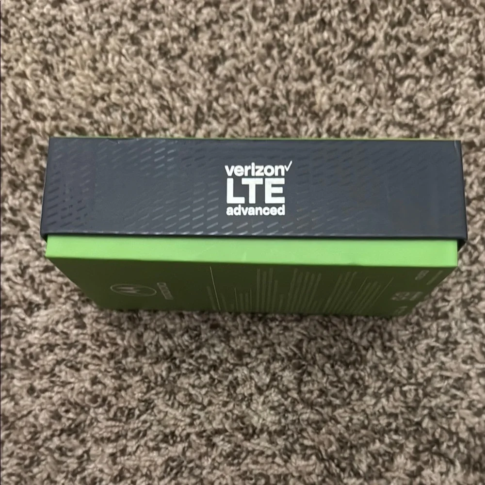 Motorola Moto G6 Lime Green Packaging‎ BRAND NEW IN BOX NEVER USED!!